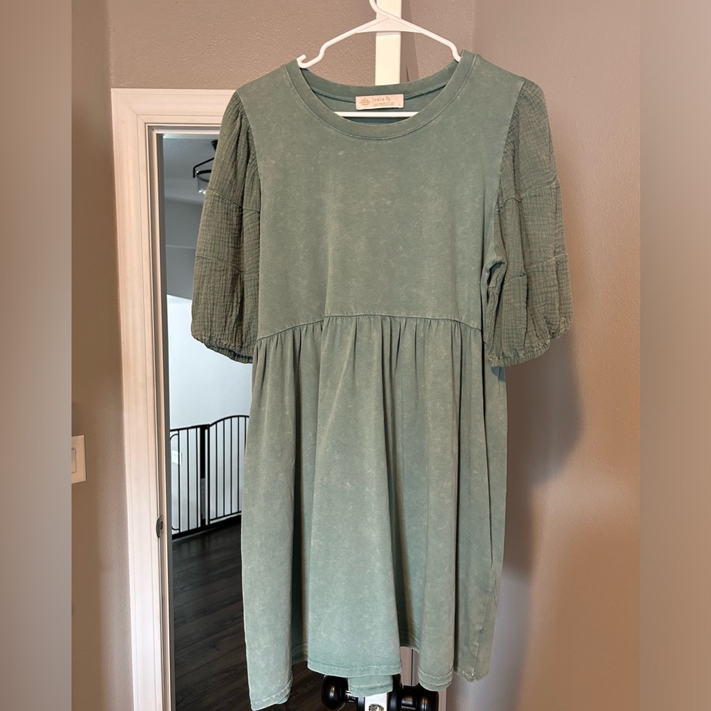Leela & Lavender sage puff sleeve dress